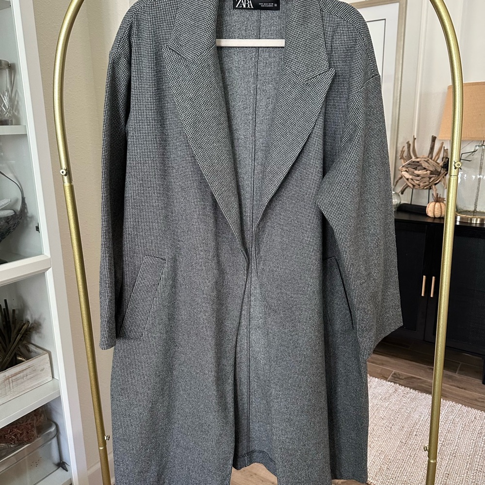 Zara Gray Houndstooth Coat